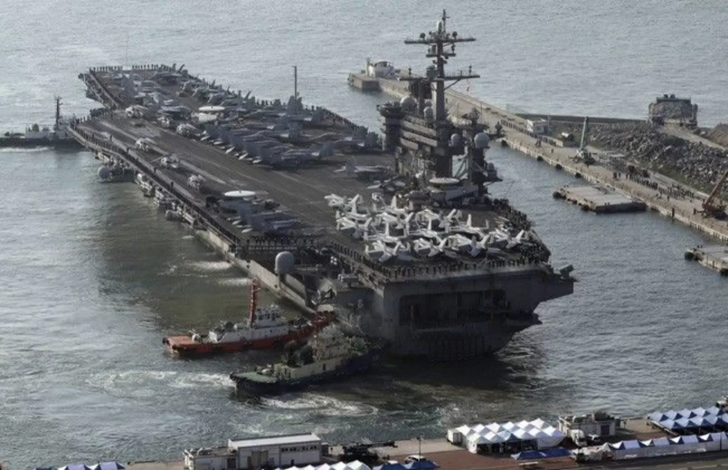 Pentagon Dilaporkan Rencanakan Berangkatkan Kapal Induk Kedua AS ke Timur Tengah