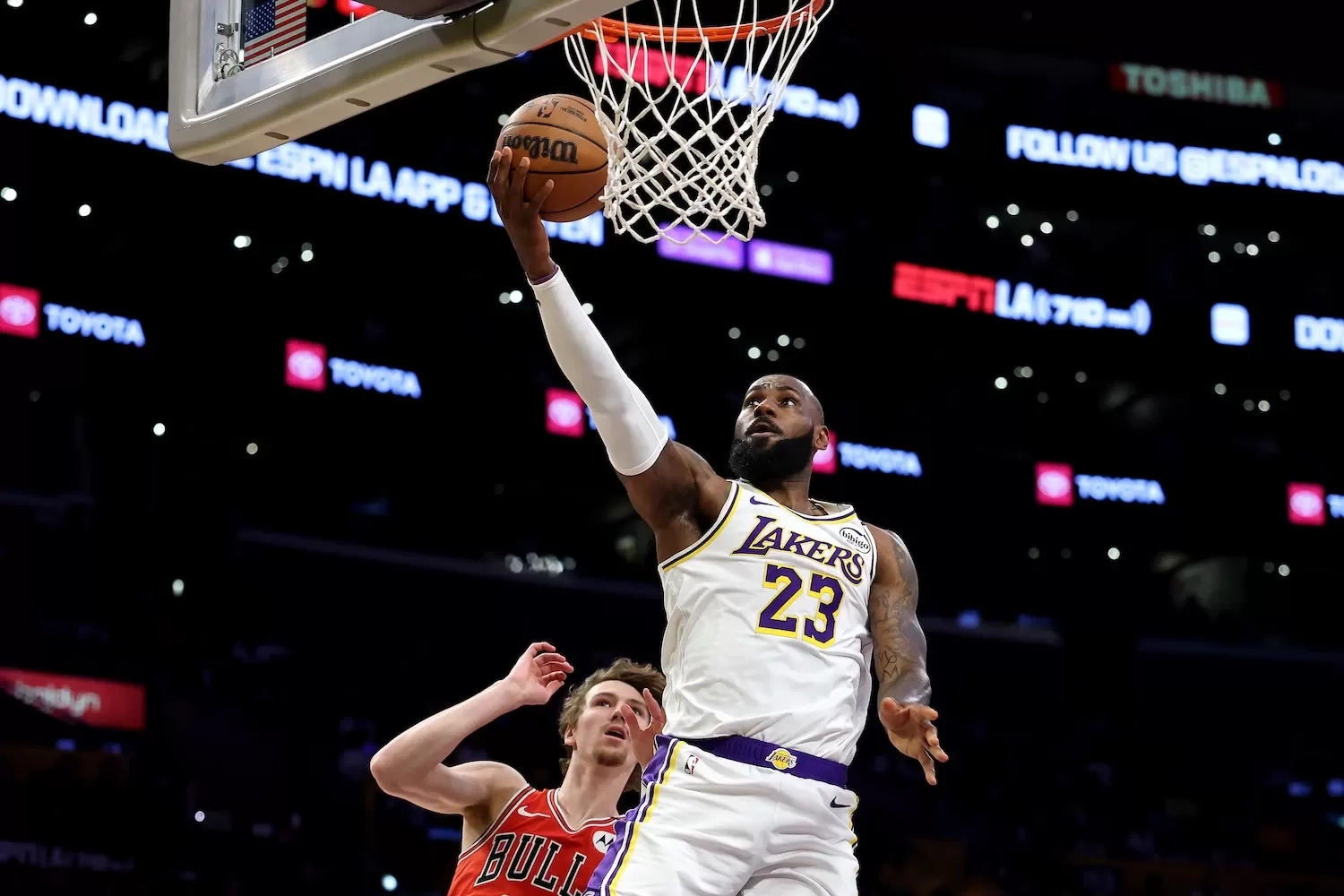 Rekor All-NBA LeBron James Resmi Terhenti, Tak Penuhi Batas Minimal 65 Laga