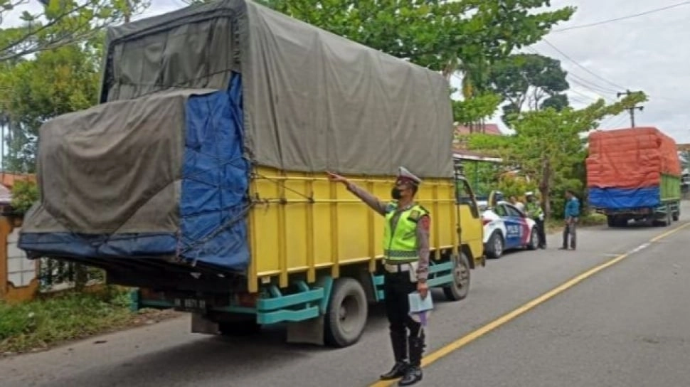 Truk ODOL Bebani Negara Rp43 Triliun, Larangan Mulai Berlaku Januari 2027