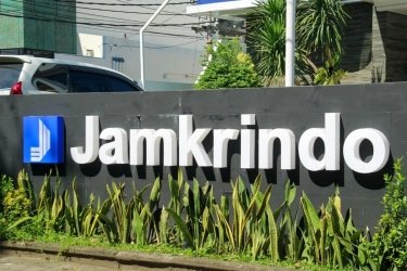 Penjaminan Jamkrindo 2025 Tembus Rp 214,73 T, Jangkau 4,90 Juta UMKM