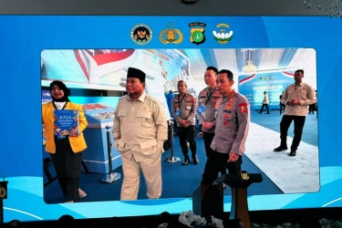 Prabowo Melihat Polisi Jadi Bulan-bulanan Makian: Di Medsos Banyak Buzzer