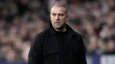 Dihajar 4 Gol di Babak Pertama, Hansi Flick Jabarkan Masalah Barcelona saat Hadapi Atletico