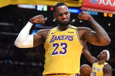 LeBron James Jadi Pencetak Triple-Double Tertua Usai Los Angeles Lakers Tekuk Dallas Mavericks