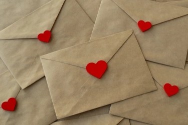 45 Balasan Ucapan Happy Valentine yang Manis dan Berkesan