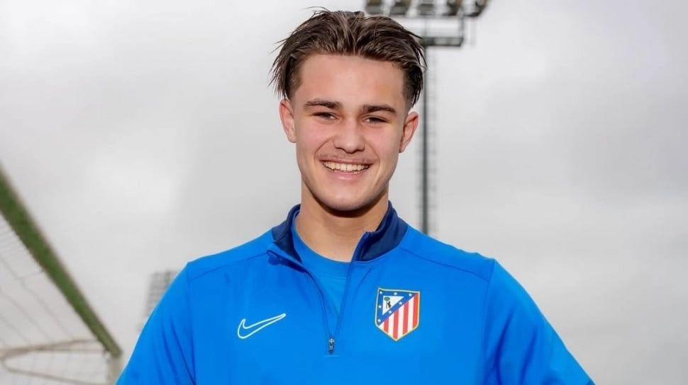 Asal-usul Darah Indonesia Tony Kouwen, Kiper Muda yang Trial di Atletico Madrid