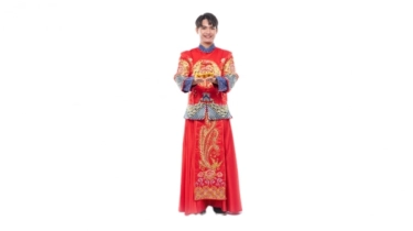 Cheongsam untuk Cowok Namanya Apa? Ini Ciri-ciri Desain dan Warnanya