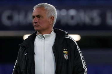 Jelang Liga Champions Benfica Vs Real Madrid, Mourinho Malah ke Rumah Sakit