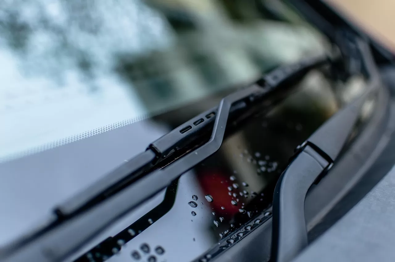 Ini 5 Wiper Mobil Terbaik yang Awet dan Nggak Berisik Saat Hujan