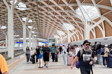 Promo Tiket Kereta Cepat Whoosh, Ada Cashback hingga Rp 250.000