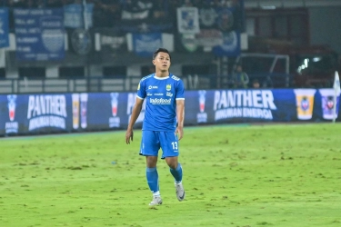 Tinggalkan Persib Bandung, Febri Hariyadi Resmi Gabung Persis Solo