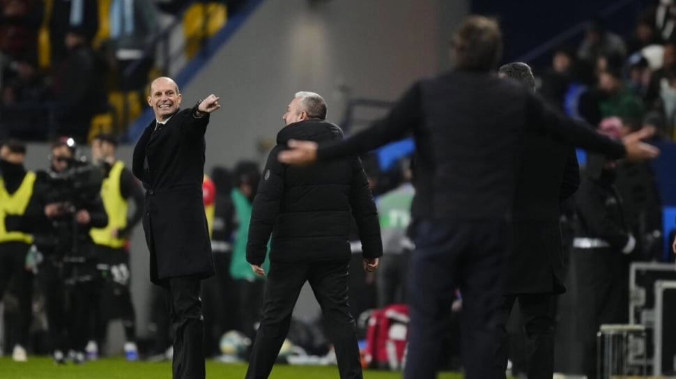 Ditahan Imbang AS Roma, Conte Sebut Nasib Napoli Tergantung pada 13 Laga Sisa