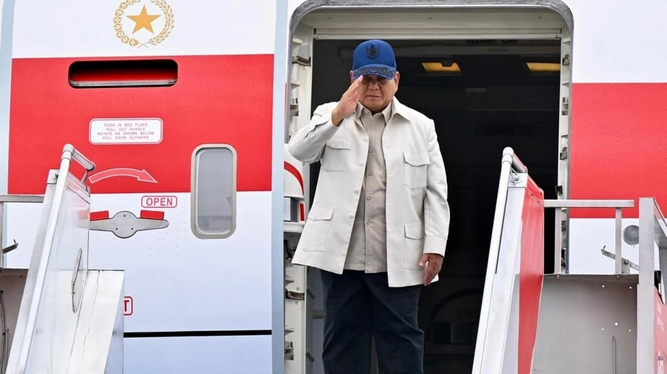 Prabowo Bertolak ke Washington, Siap Bertemu Trump Bahas Tarif Impor dan Kerja Sama Strategis