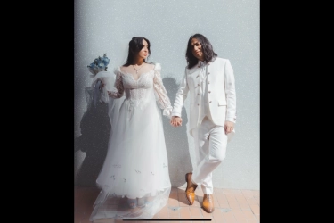 Gerald Situmorang dan Ayushita Resmi Menikah, Intip Detail Busananya yang Elegan