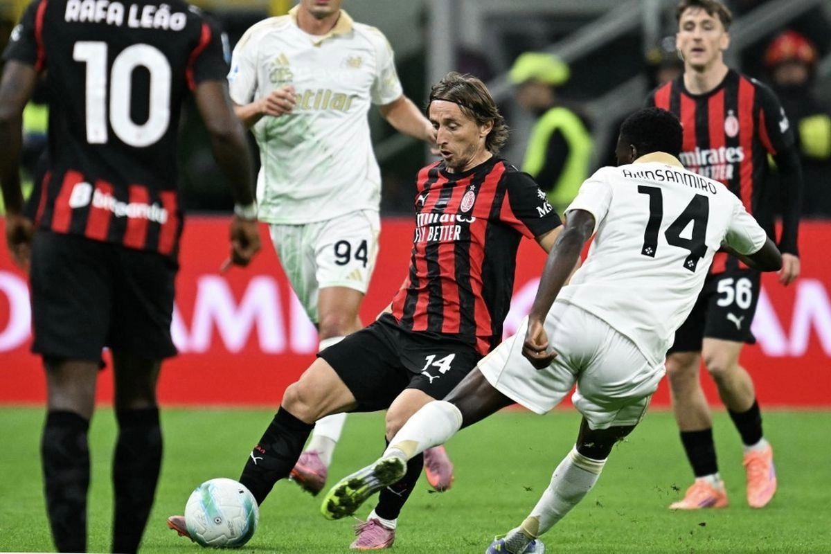 Vinicius Jr Sebut Luka Modric ''Gila'', Rindu kepada Sang Guru