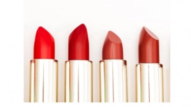 7 Rekomendasi Lipstik Halal yang Lembap, Hasil Matte tapi Nyaman Dipakai Seharian Puasa