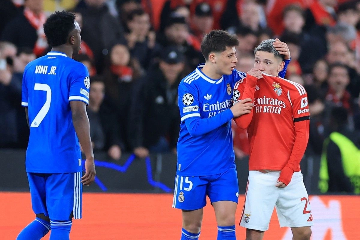 Laga Benfica Vs Real Madrid Sempat Dihentikan, Wasit Aktifkan Protokol Anti-Rasisme Usai Aduan Vinicius