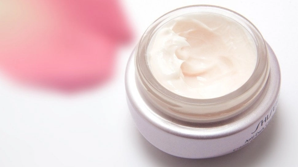10 Rekomendasi Cream Memutihkan Wajah dalam 7 Hari BPOM