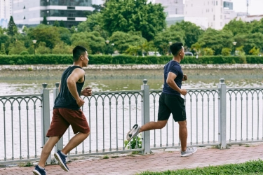 Olahraga Sebelum Berbuka, Bakar Lemak atau Justru Bikin Lemas? Ini Kata Dokter