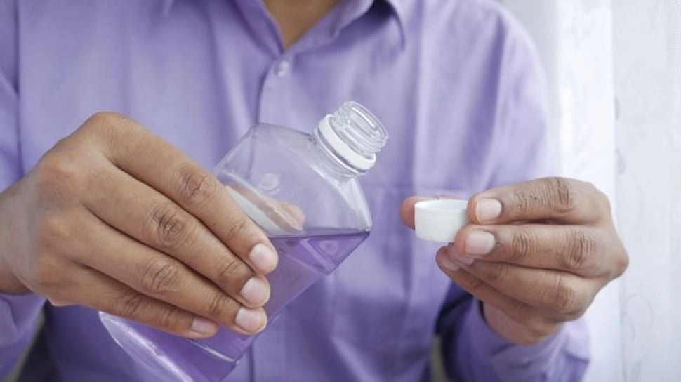 Puasa Batal atau Tidak Kalau Pakai Obat Kumur untuk Hilangkan Bau Mulut?