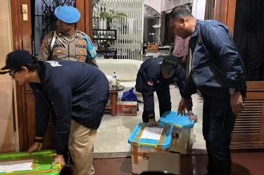 Bareskrim Geledah Rumah di Surabaya Diduga Tempat Pencucian Uang Rp 25,8 Triliun, Sita Emas Batangan