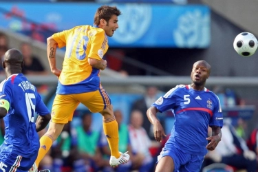 Lilian Thuram Kecam Jose Mourinho, Rasisme terhadap Vinicius Junior Bukan karena Perilaku