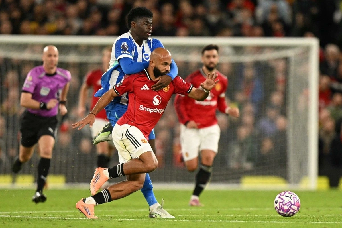 Pemain Rp 2,2 T Buka Suara Setelah Transfer ke Man United Gagal