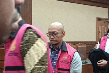 Terdakwa Kasus Minyak Mentah Memohon Tanah Warisan Dikembalikan