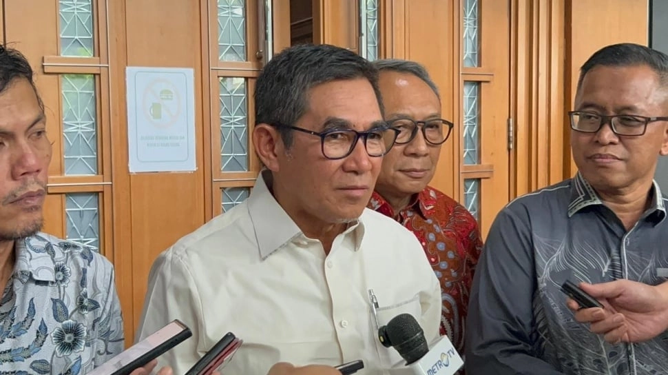 Sidang hingga Jam 4 Subuh, Pengacara Kerry Riza Ingatkan Penegakan Hukum Jangan Kejar Tayang
