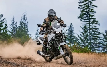 Kawasaki KLE500 Resmi Meluncur, Motor Adventure 451 cc Ini Dibanderol Sekitar Rp107 Juta