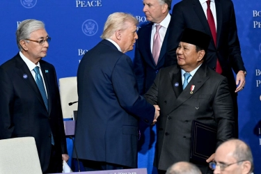 Kala Donald Trump Mengaku Takut Melawan Prabowo...