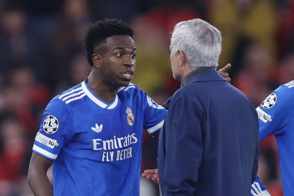 Kompany Kritik Mourinho soal Kasus Vinicius: Tak Bisa Diterima