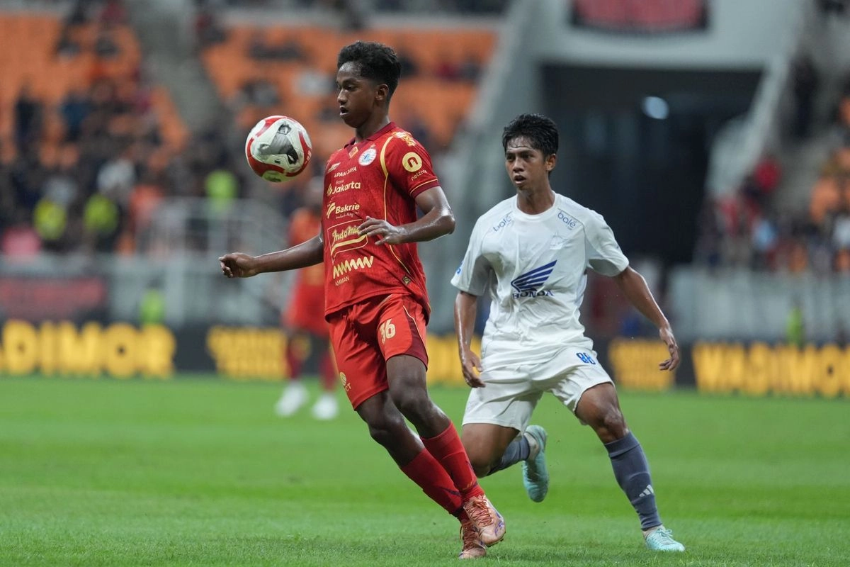 Laga Persija Vs PSM Berjalan Tanpa VAR, Mauricio Souza Soroti Kinerja Wasit