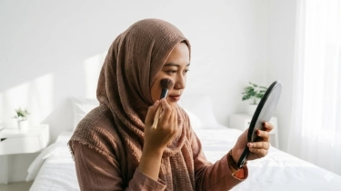 5 Bedak Wudhu Friendly Tahan hingga 10 Jam untuk Kulit Halus dan Bebas Kilap