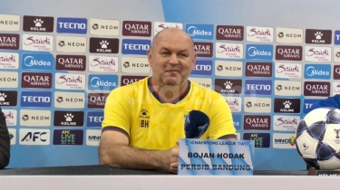 Usai Gagal di ACL 2, Bojan Hodak Bidik Gelar Ketiga Beruntun Bersama Persib