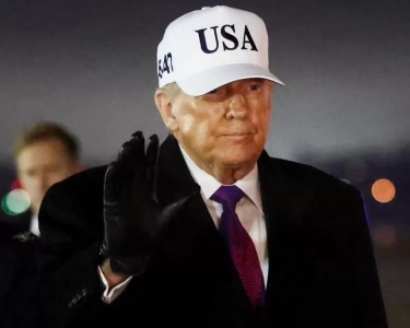 Murka Putusan Mahkamah Agung AS, Trump Tancap Gas Naikkan Tarif Impor Global Jadi 15 Persen