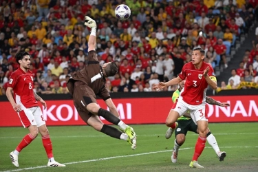 Dua Kiper Timnas Indonesia Buat Bimbang John Herdman Jelang FIFA Series 2026