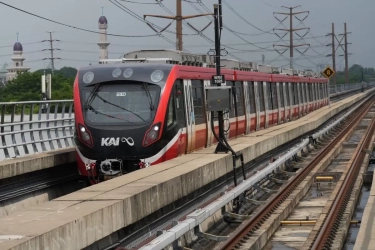 9 Tips Naik KRL, LRT dan MRT Saat Ramadhan agar Tetap Nyaman Meski Padat