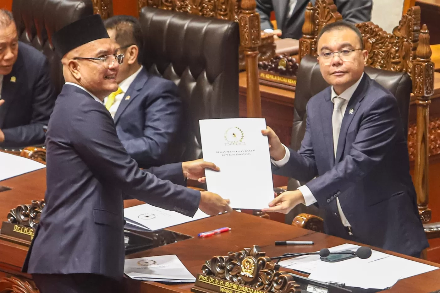 Dasco Minta Pemerintah Tunda Rencana Impor 105 Ribu Mobil dari India
