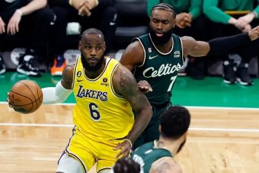 LeBron James Dukung Jaylen Brown Raih MVP Usai Bawa Boston Celtics Bungkam Los Angeles Lakers 111-89