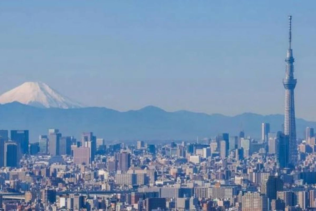 20 Orang Terjebak Dalam Lift Menara Penyiaran Tertinggi di Dunia