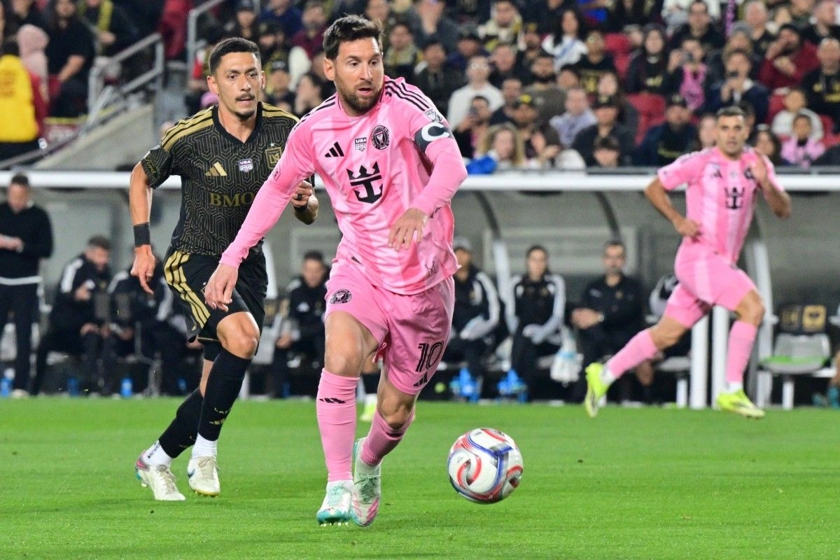 Messi Lolos dari Sanksi Usai Insiden Wasit Laga Inter Miami vs LAFC