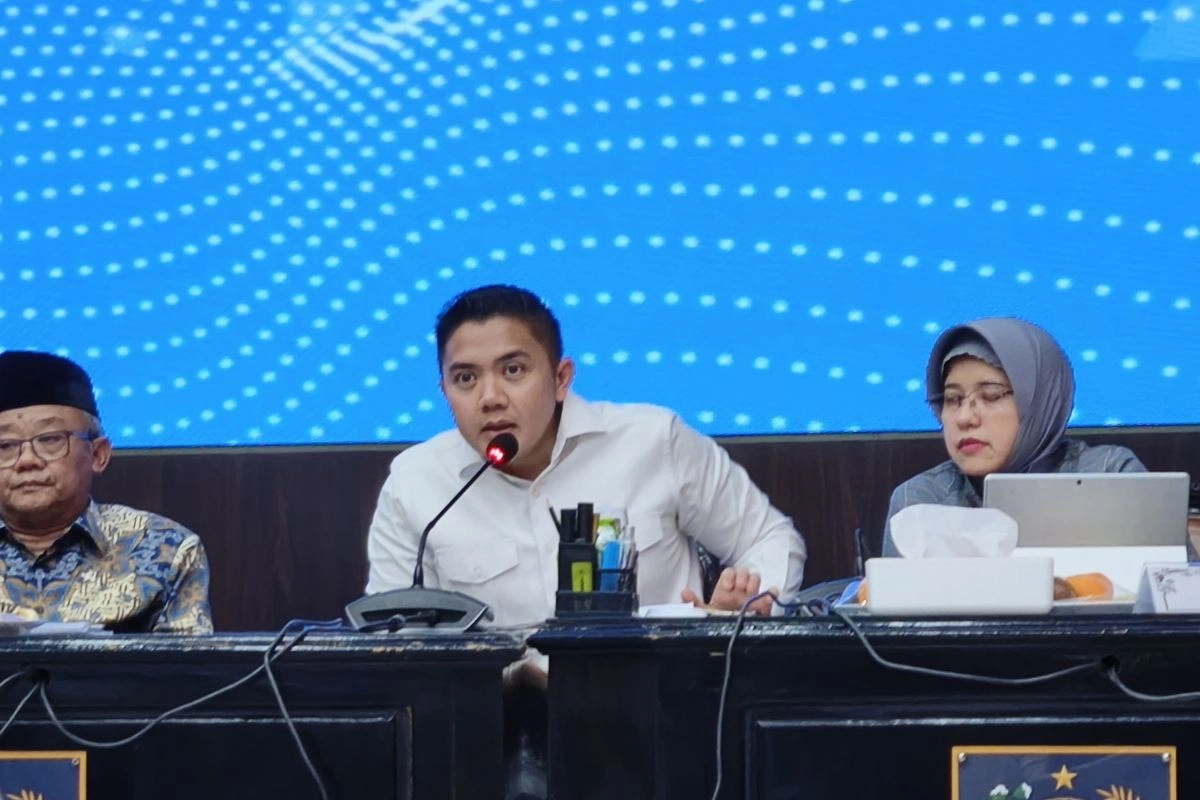 Seskab Teddy: Tidak Benar Produk AS Masuk Indonesia Tanpa Sertifikasi Halal