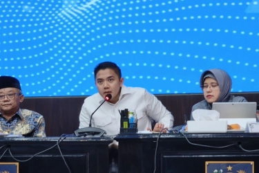 Seskab Teddy: Tidak Benar Produk AS Masuk Indonesia Tanpa Sertifikasi Halal