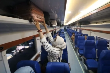 6 Kereta Ekonomi Favorit Rute Jakarta–Solo, Tiket Murah Mulai Rp 70 Ribuan, Nyaman Buat Perjalanan Jauh