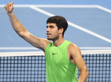 Carlos Alcaraz Bukukan Rekor Final Tercepat Ke-12, Hanya 50 Menit buat Taklukkan Arthur Fils