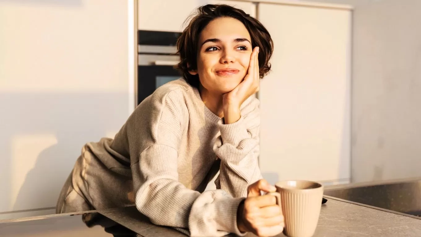 Selalu Merasa Bingung dan Tidak Termotivasi Sepanjang Hidup? Terapkan 8 Kebiasaan Pagi Ini yang Perlahan Mengubah Fokus, Energi, dan Arah