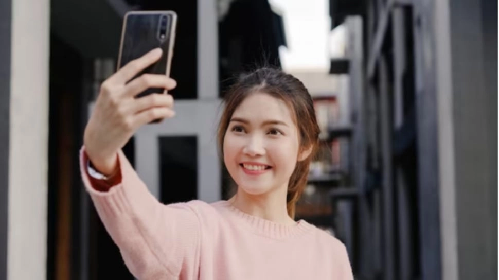 5 Rekomendasi HP yang Ada Foto Live Terbaik, Mulai Rp2 Jutaan