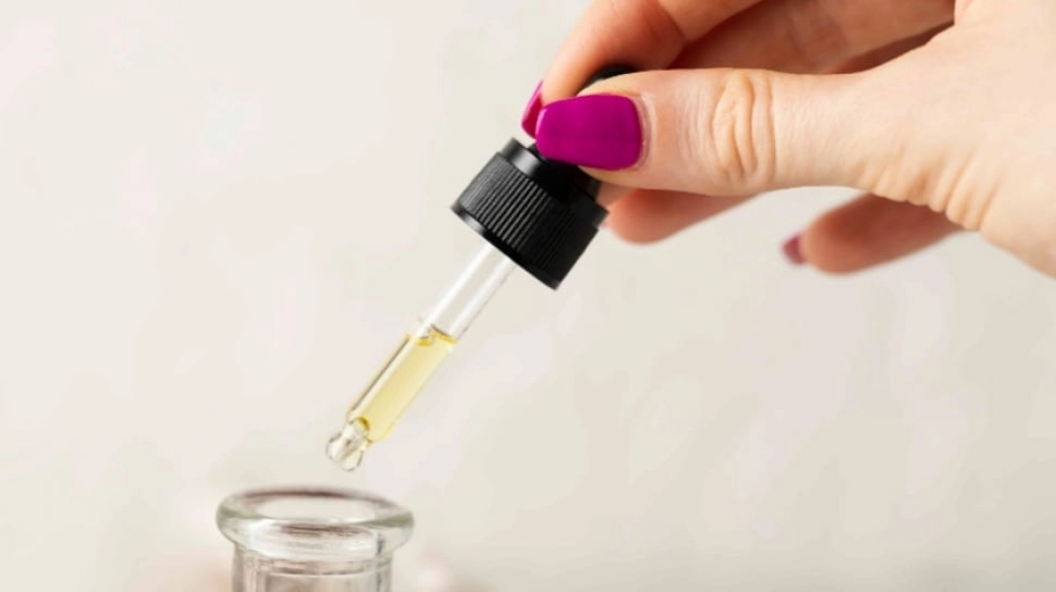 8 Rekomendasi Serum BPOM untuk Memutihkan Wajah Mulai Rp30 Ribuan