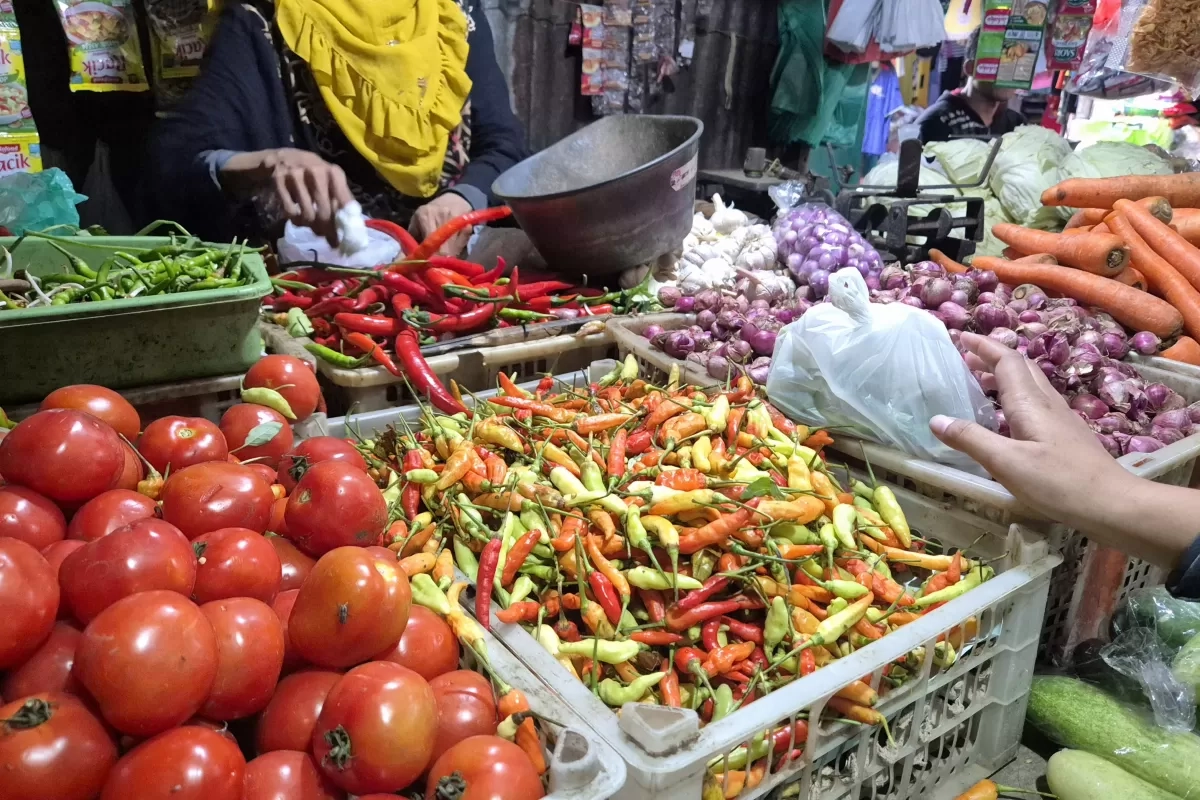 Sempat Sentuh Rp 130 Ribu per Kg, Harga Cabai Rawit di Pasar Tradisional Surabaya Mulai Turun