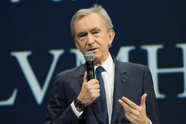 Tembus 50 Persen Saham, Arnault Kantongi 65 Persen Hak Suara LVMH di Tengah Tekanan Pasar Global